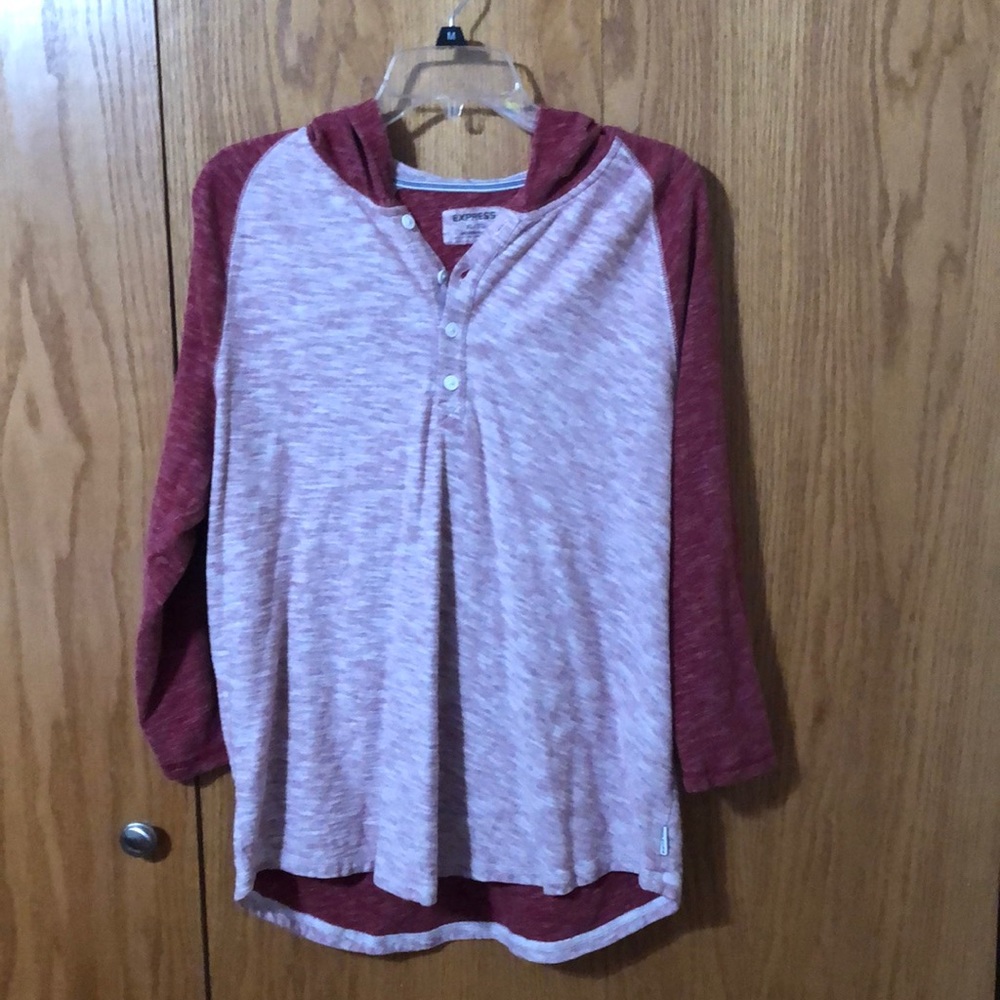 Express 3/4 sleeve hooded shirt